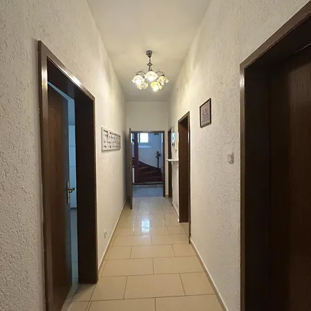 Shekinah Residences Near Frankfurt Airport 吕塞尔斯海姆