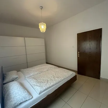 公寓 Shekinah Residences Near Frankfurt Airport