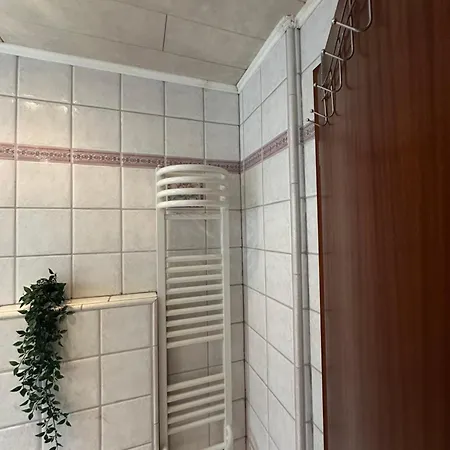 Shekinah Residences Near Frankfurt Airport 吕塞尔斯海姆