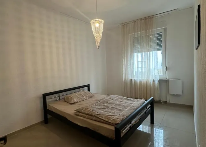 Shekinah Residences Near Frankfurt Airport *